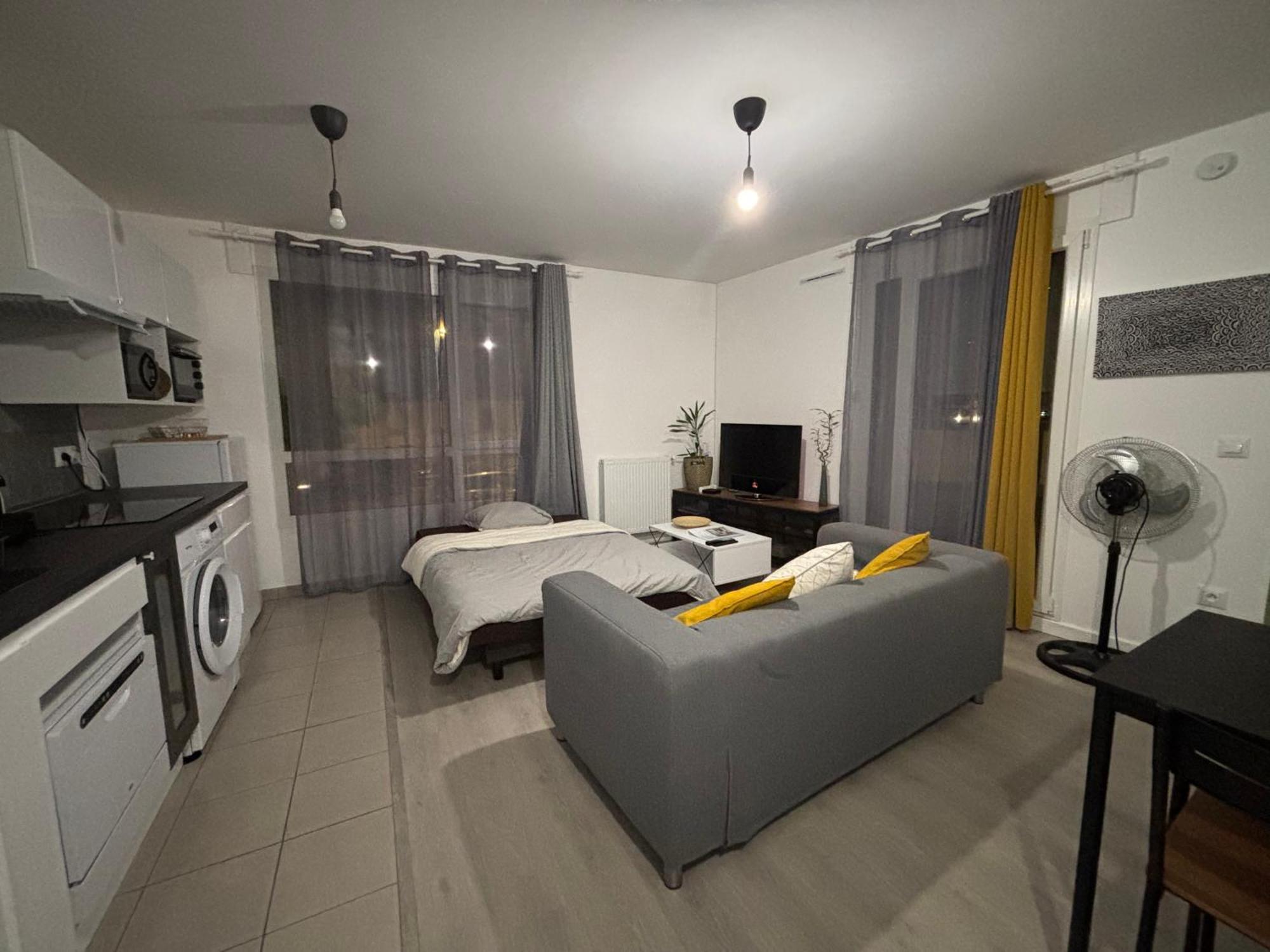 Villejuif - Metro Leo Lagrange - 2 Pieces Avec Balcon Ngoại thất bức ảnh
